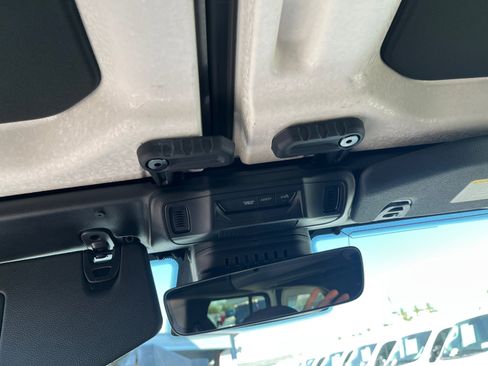 Used 2026 Jeep Wrangler Unlimited Rubicon image 33