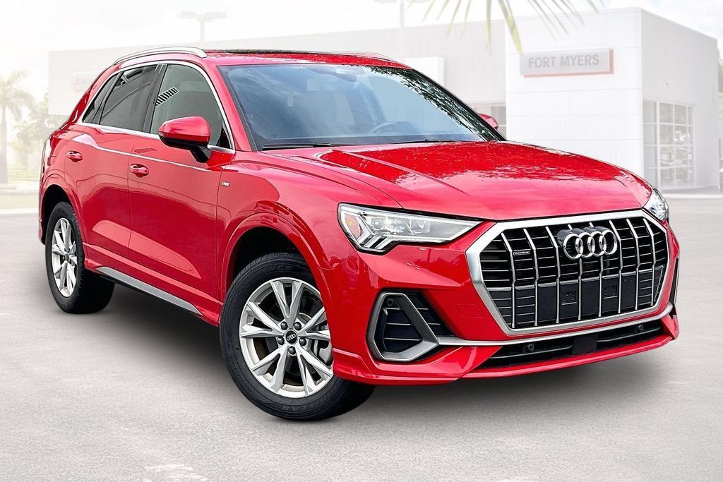 Used 2025 Audi Q3 2.0T Premium AWD/4WD image 1