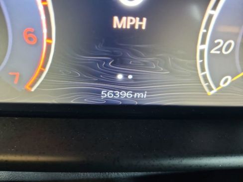 Used 2024 Jeep Wagoneer Series II w/ Flexible Seating Group image 16