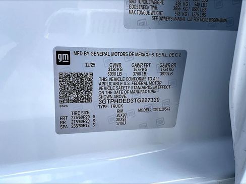 Used 2026 GMC Sierra 1500 SLT RWD image 37