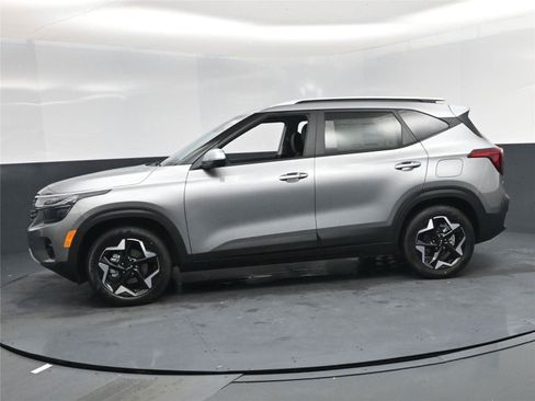 New 2026 Kia Seltos S image 6