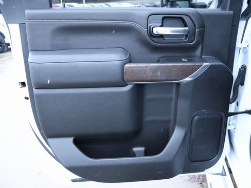 Certified 2022 GMC Sierra 2500 Denali image 27