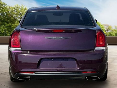 Used 2021 Chrysler 300 Touring w/ Sport Appearance Package image 2