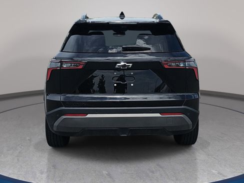 Used 2025 Chevrolet Equinox LT w/ Safety and Technology Package FWD image 6