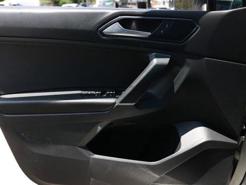 Used 2018 Volkswagen Tiguan S FWD image 13