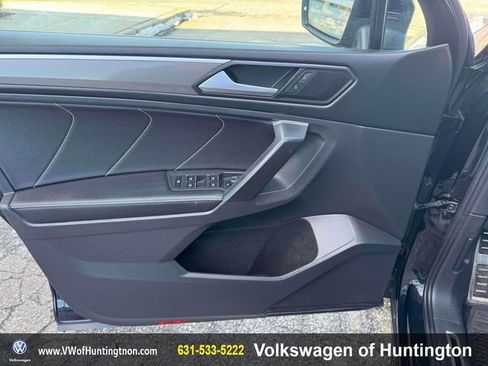 Certified 2023 Volkswagen Tiguan SE R-Line image 16