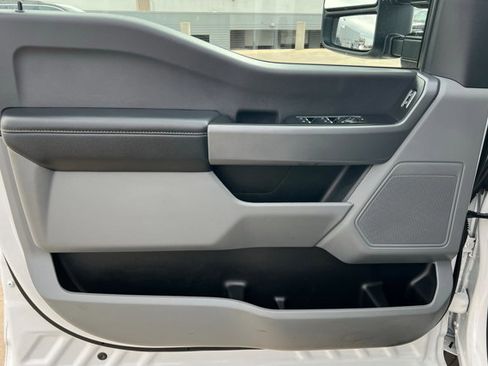 Used 2024 Ford F250 XLT image 14