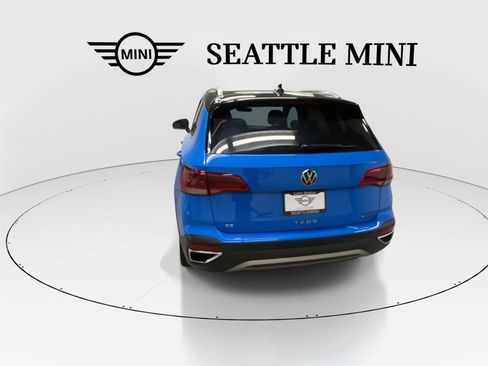 Used 2023 Volkswagen Taos SE image 9