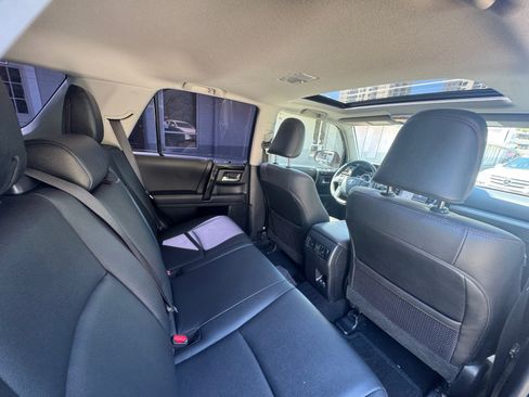 Used 2021 Toyota 4Runner TRD Off-Road Premium AWD/4WD image 25