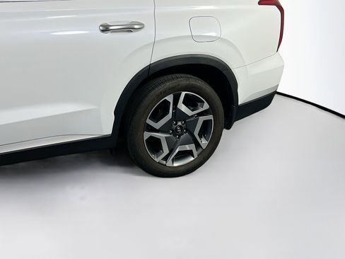 Used 2024 Hyundai Palisade Limited AWD/4WD image 32