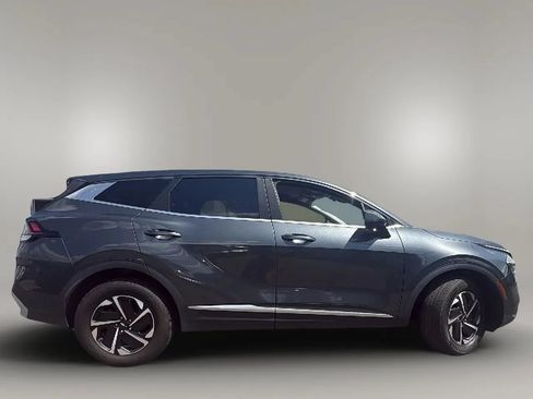Used 2023 Kia Sportage LX AWD/4WD image 8