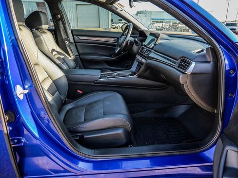 Used 2021 Honda Accord Sport image 15