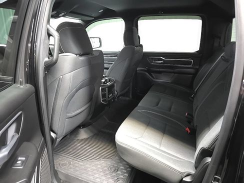 Used 2022 RAM 1500 Big Horn AWD/4WD image 30