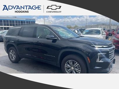 Used 2025 Chevrolet Traverse LT