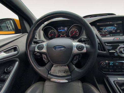 Used 2013 Ford Focus ST FWD image 12