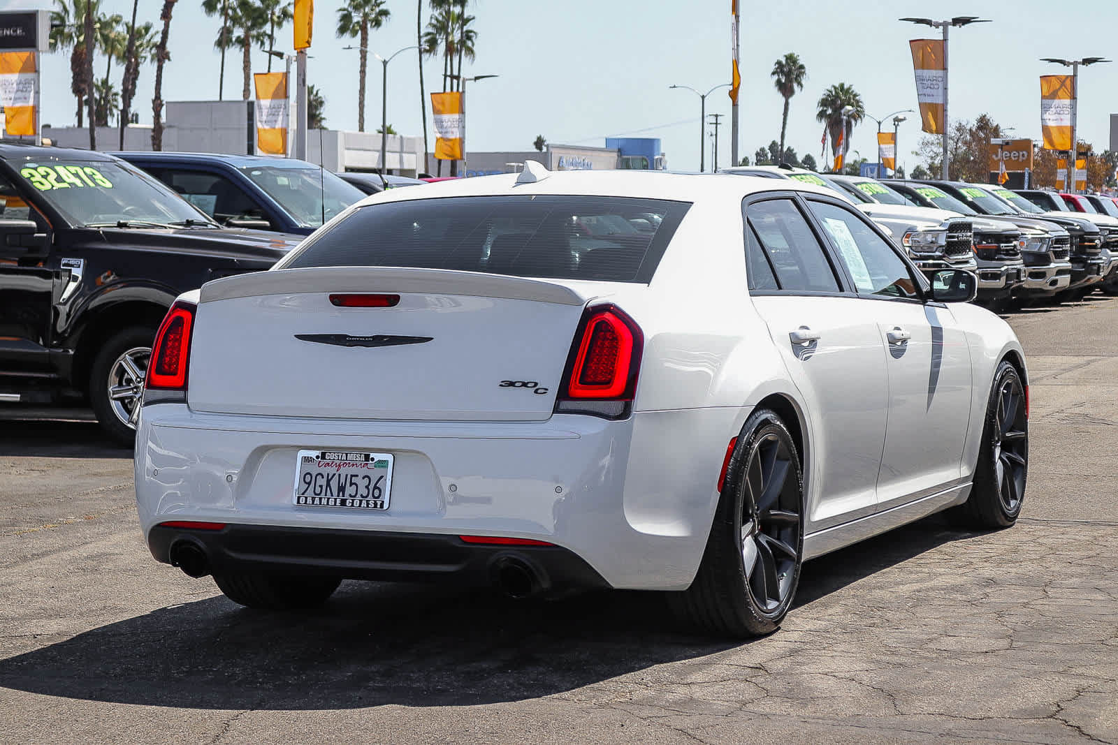 Used 2023 Chrysler 300 C RWD image 4