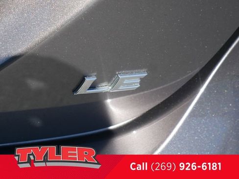 Used 2021 Toyota Camry LE FWD image 13