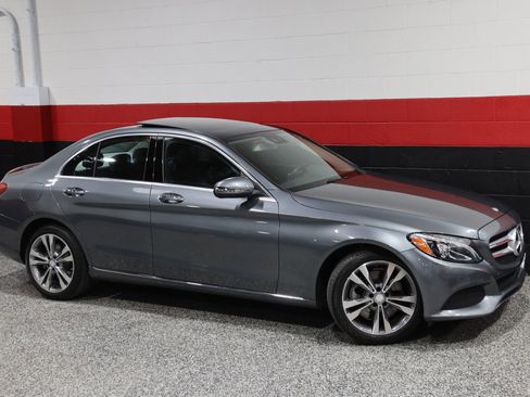 Used 2017 Mercedes-Benz C 300 4MATIC Sedan image 2