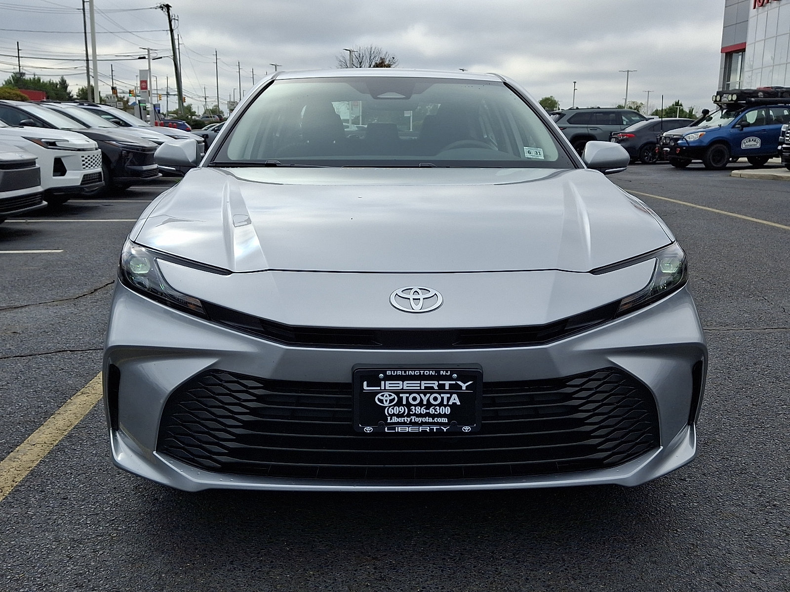 Used 2026 Toyota Camry LE w/ Convenience Package FWD image 2
