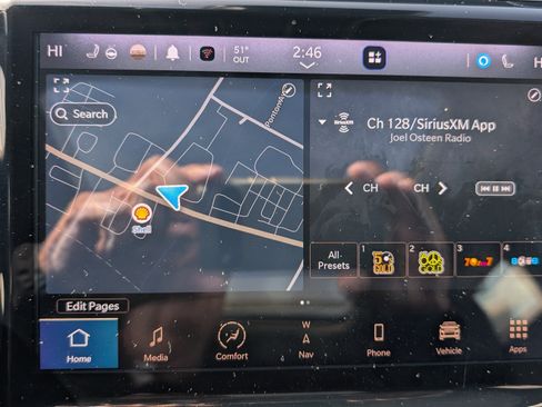 Used 2024 Jeep Grand Cherokee Limited image 31