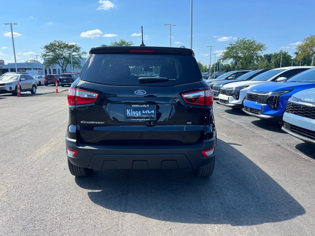 Used 2021 Ford EcoSport SE w/ SE Convenience Package FWD image 4