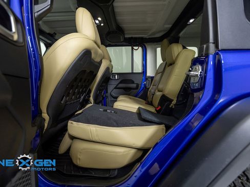 Used 2019 Jeep Wrangler Unlimited Rubicon AWD/4WD image 25