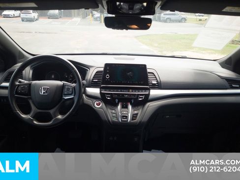 Used 2025 Honda Odyssey Sport-L image 22