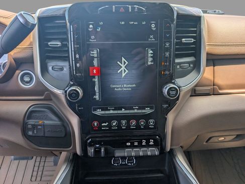 Used 2020 RAM 2500 Laramie AWD/4WD image 19