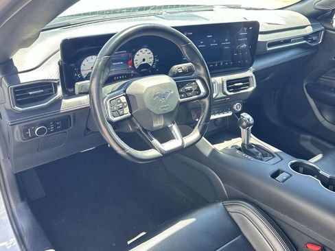 Used 2025 Ford Mustang Premium RWD image 2