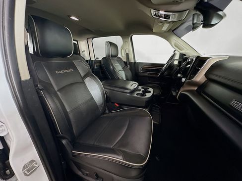 Used 2024 RAM 2500 Laramie image 30
