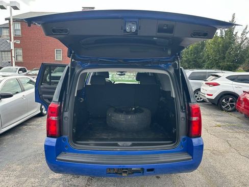 Used 2017 Chevrolet Tahoe 4WD w/ Remote Keyless Entry Package image 23