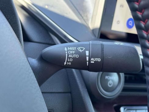 Used 2024 Toyota Prius Prime FWD image 23