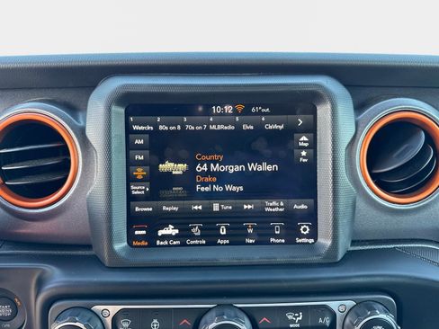 Used 2023 Jeep Gladiator Mojave w/ LED Lighting Group AWD/4WD image 24