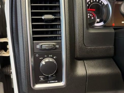 Used 2021 RAM 1500 Classic Warlock w/ Electronics Group image 18