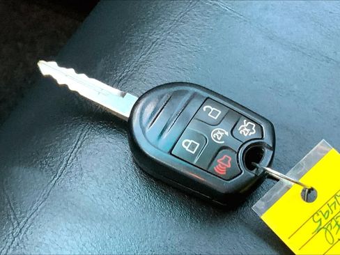 Used 2015 Ford Explorer XLT w/ Equipment Group 202B image 14