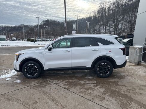 New 2026 Kia Sorento S AWD/4WD image 4