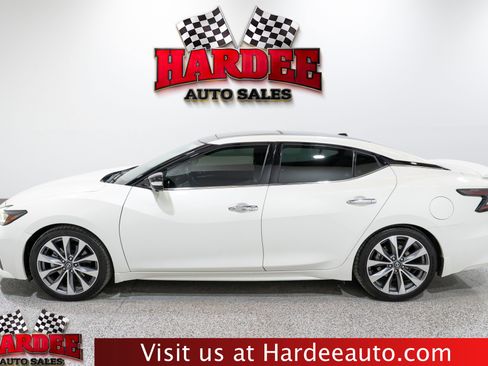 Used 2021 Nissan Maxima Platinum w/ Sport Mat Group FWD image 1