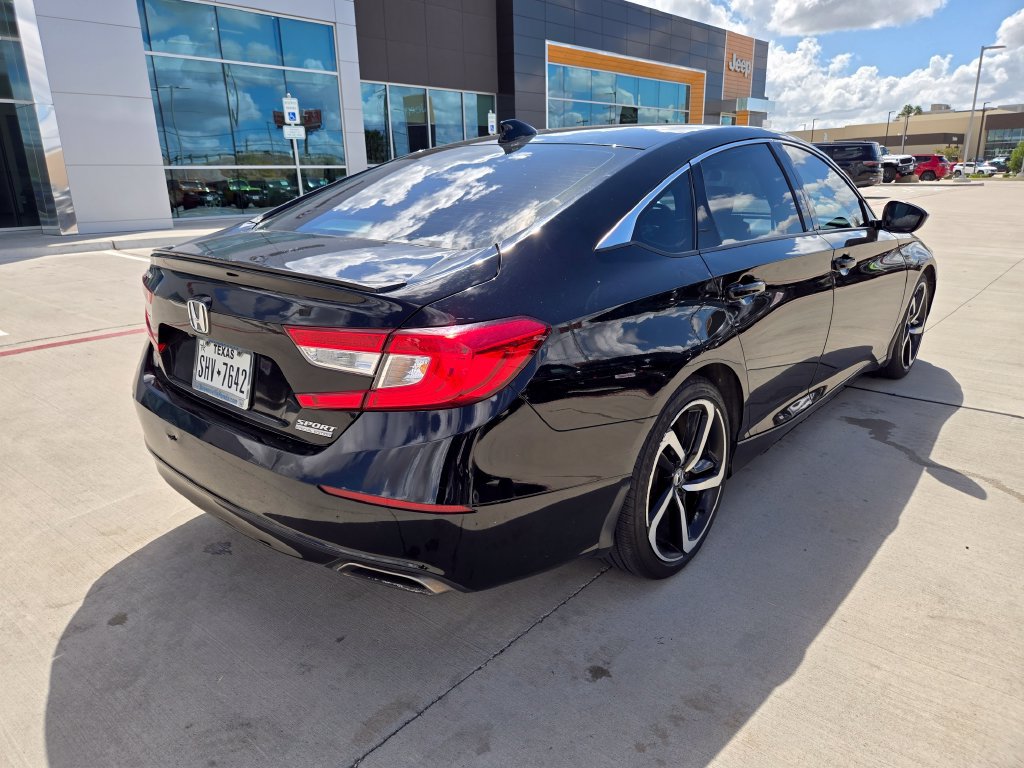 Used 2022 Honda Accord Sport Special Edition image 3