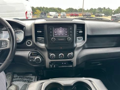 Used 2020 RAM 1500 Tradesman AWD/4WD image 13