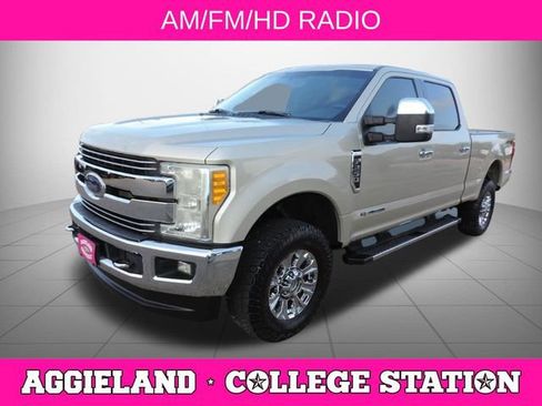 Used 2017 Ford F250 Lariat w/ Chrome Package AWD/4WD image 8