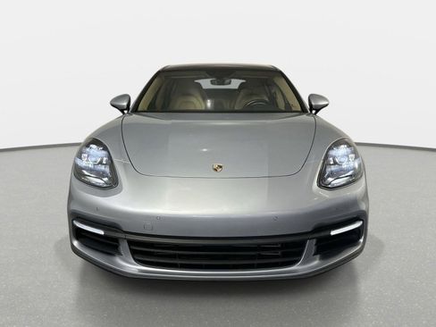 Used 2018 Porsche Panamera 4 AWD/4WD image 3