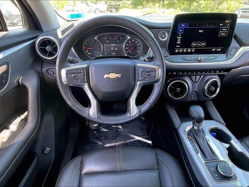 Used 2023 Chevrolet Blazer LT AWD/4WD image 16
