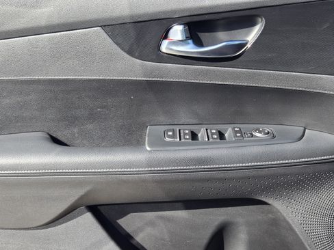 Used 2021 Kia Forte GT-Line FWD image 25