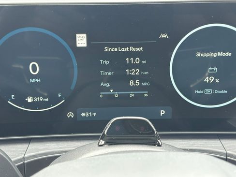 Certified 2025 Hyundai Santa Fe Limited AWD/4WD image 37
