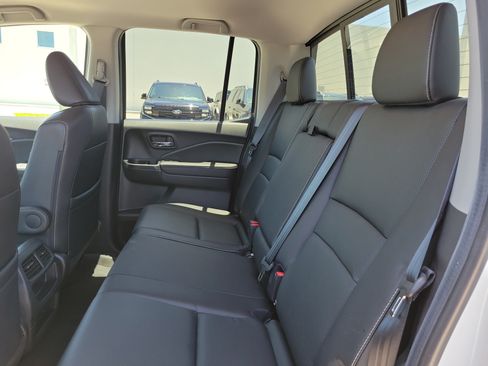 Used 2023 Honda Ridgeline RTL image 13