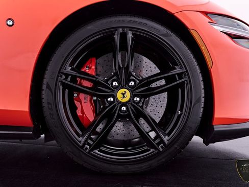 Used 2021 Ferrari Roma RWD image 36