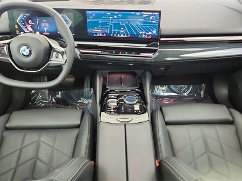 Used 2026 BMW 530i image 90