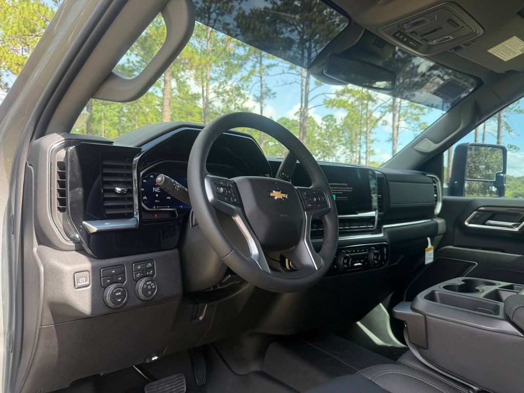 New 2026 Chevrolet Silverado 2500 LT w/ All Star Edition AWD/4WD image 14