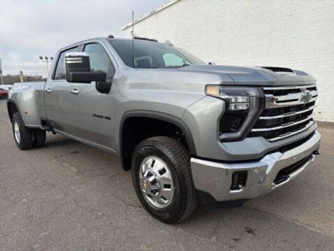 New 2026 Chevrolet Silverado 3500 LTZ w/ LTZ Convenience Package image 56