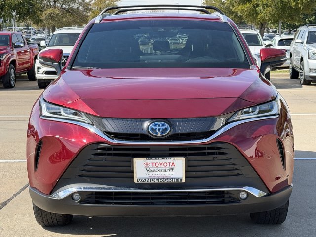 Used 2024 Toyota Venza XLE AWD/4WD image 8